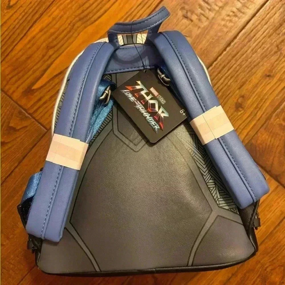 Loungefly Marvel Love and Thunder BP -$65 NWT
